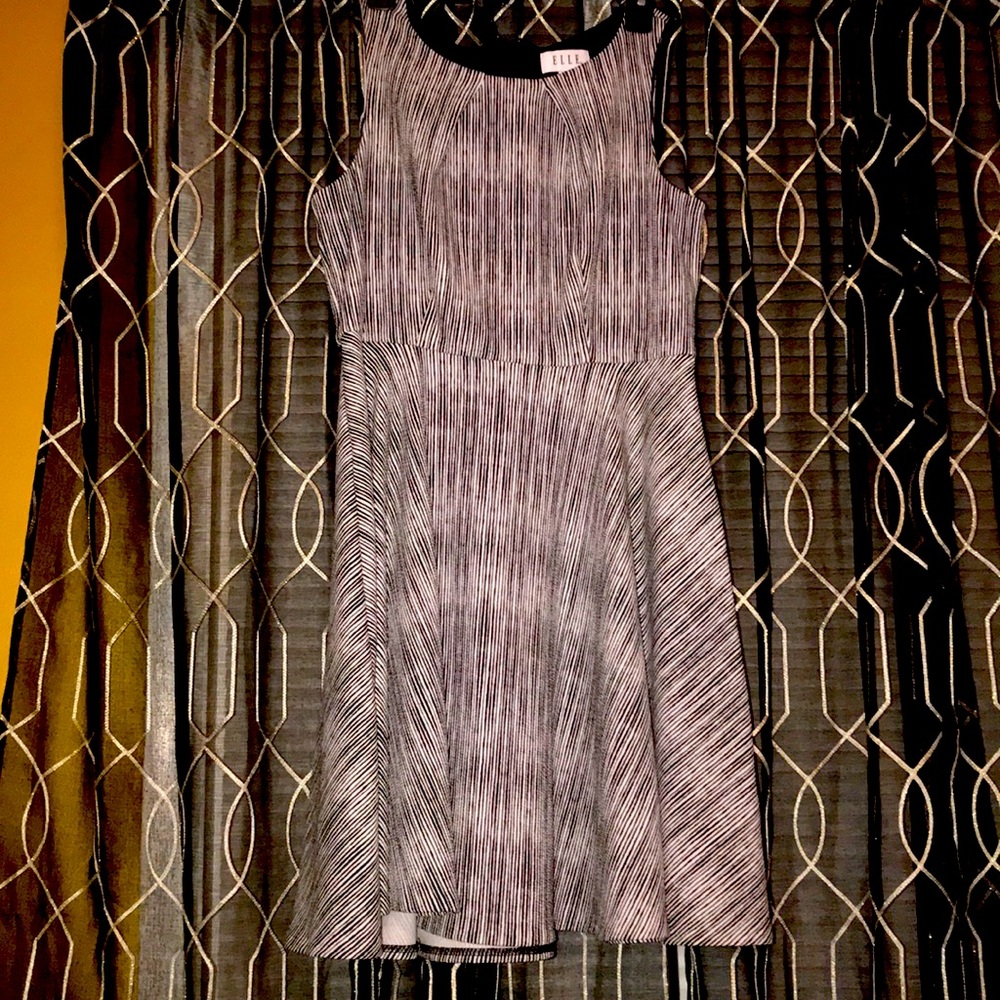 Cute black n white Dress